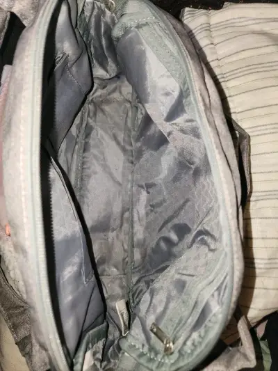 Bolso gris con estampado - miniatura 2