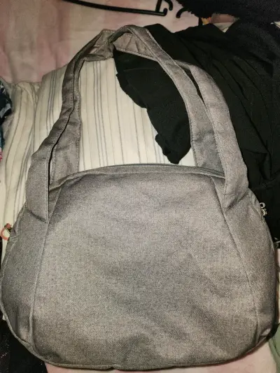 Bolso gris con estampado - miniatura 3