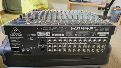Mesa mezclas Behringer 16 canales - miniatura 3