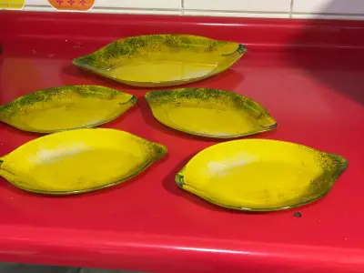 Plato decorativo amarillo hoja - miniatura 2