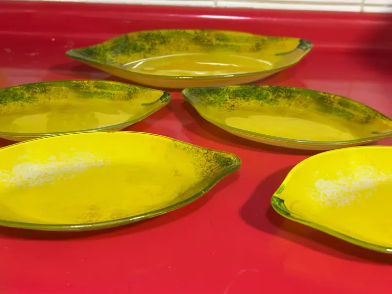 Plato decorativo amarillo hoja - 3
