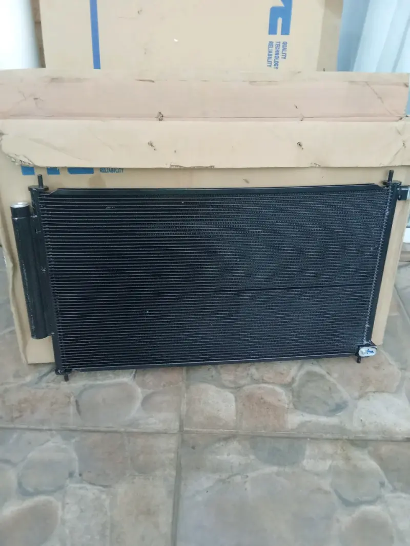 Radiador Honda crv 2012 al 2015 automotriz negro - 1