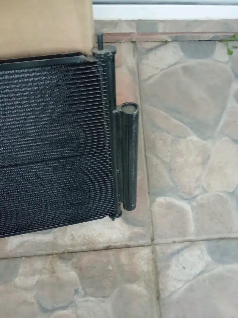 Radiador Honda crv 2012 al 2015 automotriz negro - 4