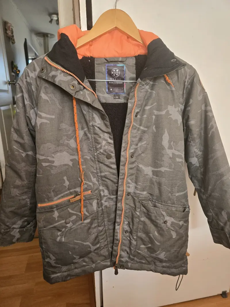 Parka camuflada Maui and Sons nieve talla 12 - 1