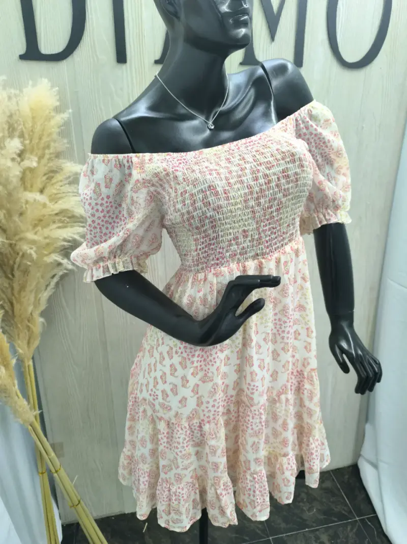 Vestido bohemio floral rosa - 1