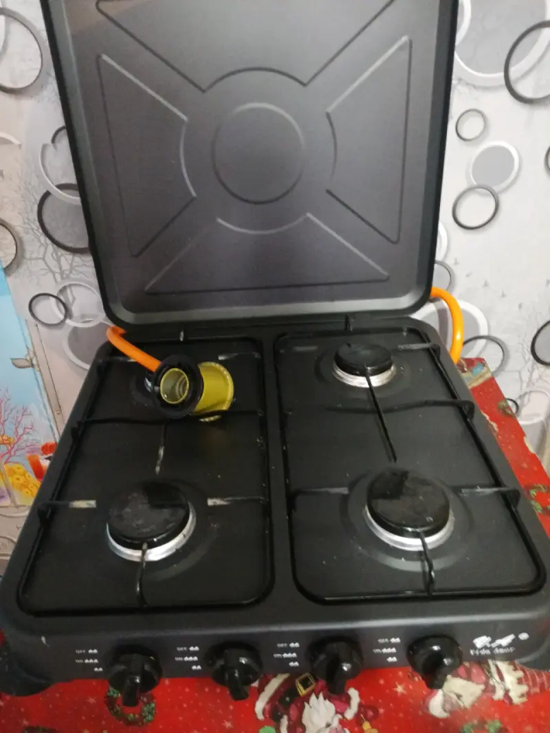 Cocina a gas portátil de 4 quemadores - 2
