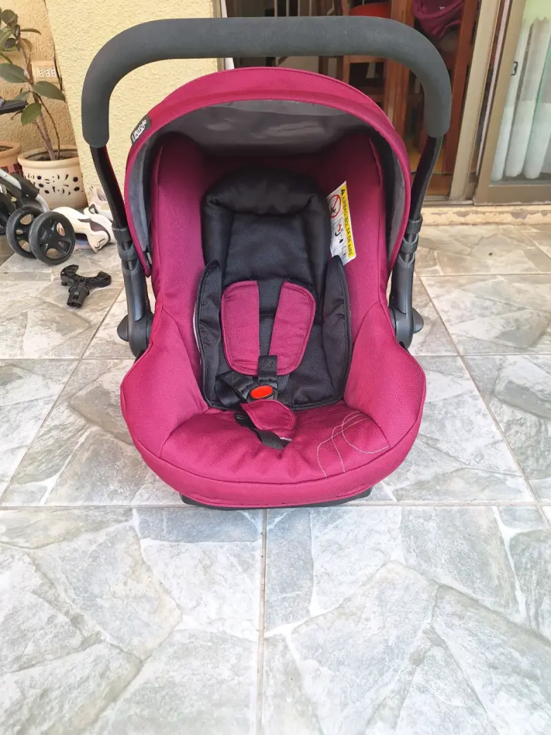 Coche de bebé burdeos - 5