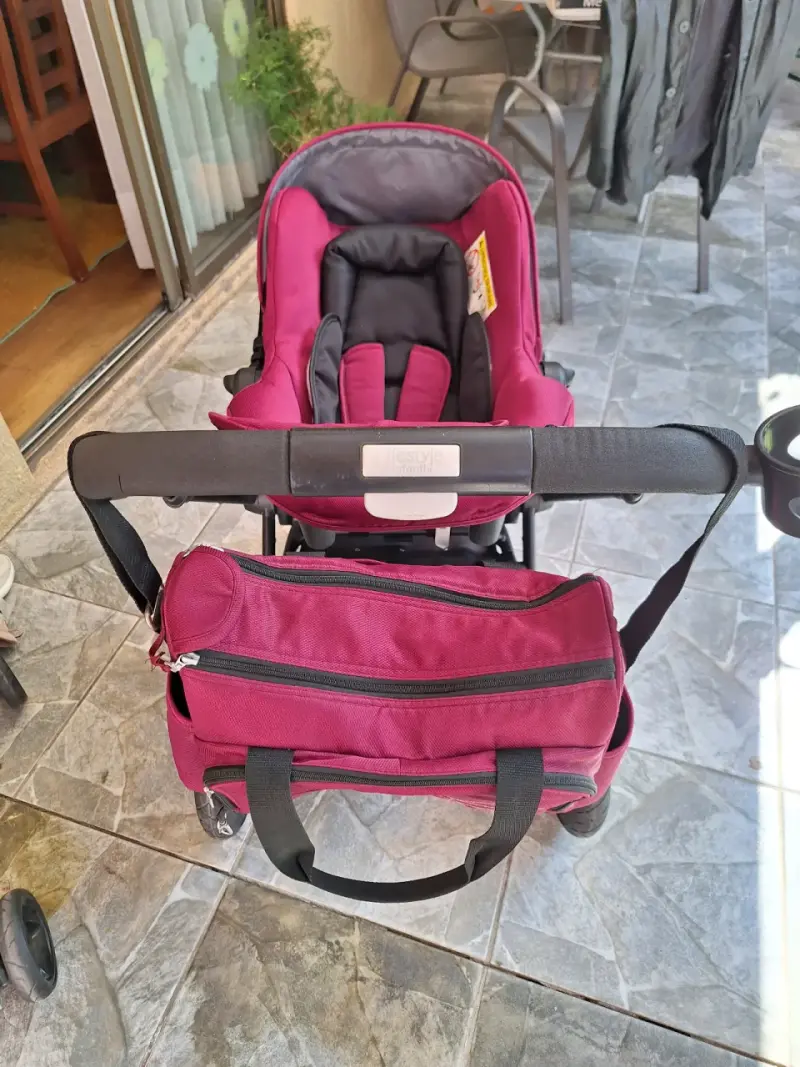 Coche de bebé burdeos - 6
