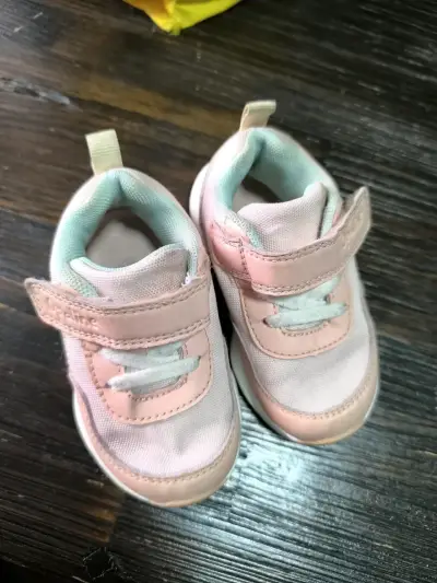 Zapatillas rosadas niña talla 21 - miniatura 1