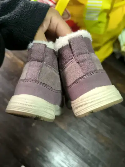 Botines niña morados invierno talla 22 - miniatura 4