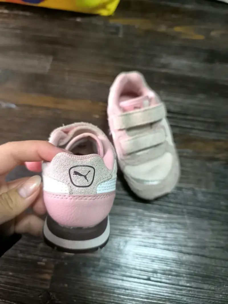 Zapatillas infantiles rosadas niña talla 22 - 1