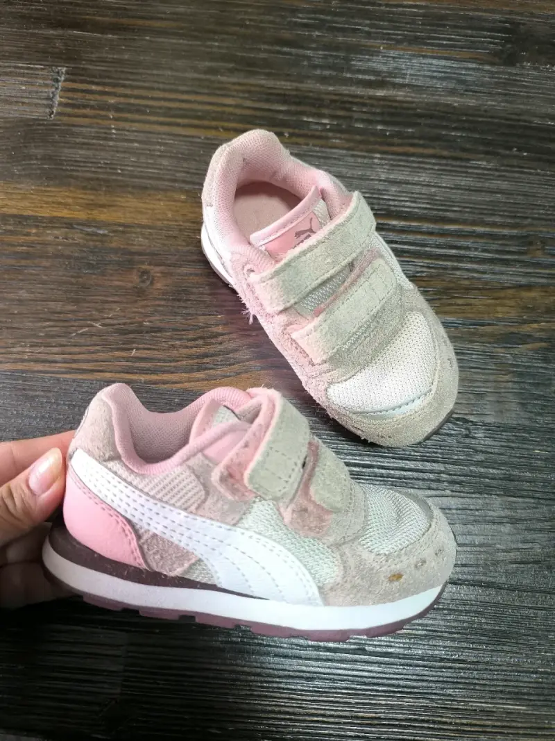 Zapatillas infantiles rosadas niña talla 22 - 2