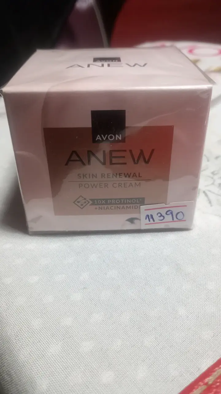 Crema Renew de Avon - 1