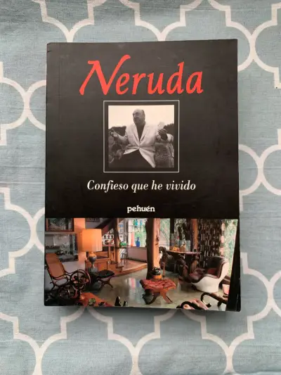Libro 'Confieso que he vivido' de Neruda - miniatura 1