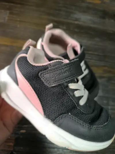 Zapatillas niña negro con rosa talla 25 - miniatura 2