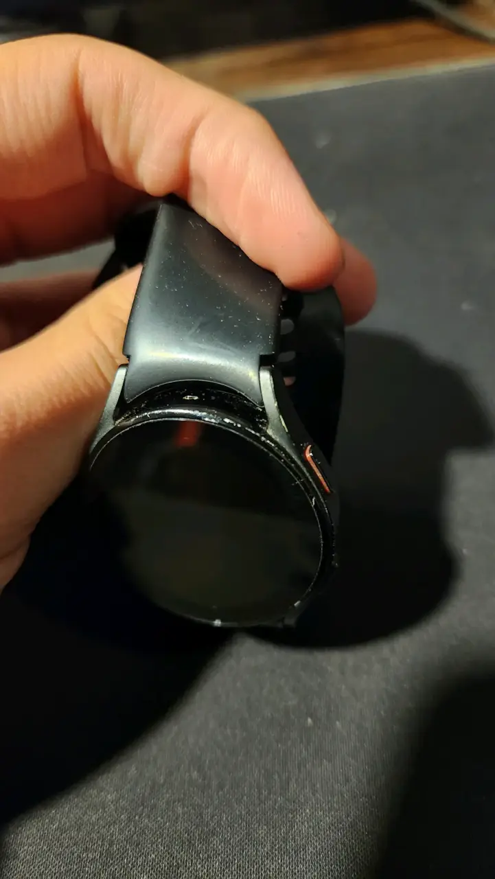 Samsung Galaxy Watch FE - 4