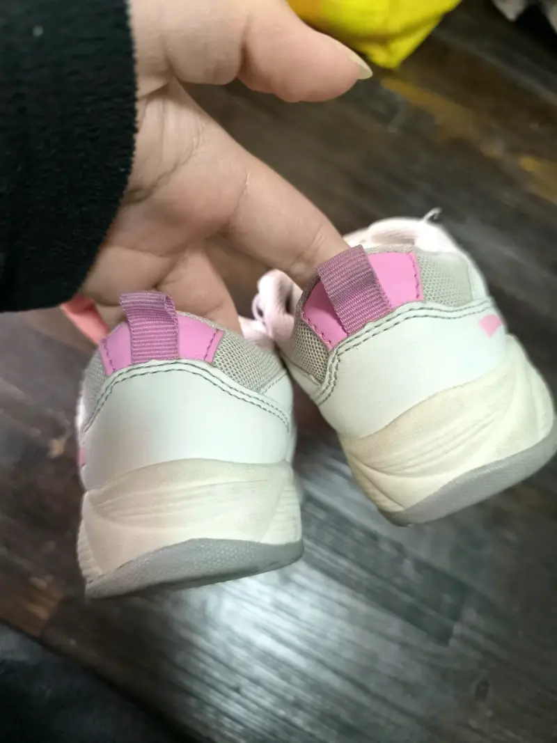 Zapatos deportivos blancos para niña - 4