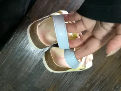 Sandalias infantiles multicolor niña - miniatura 3