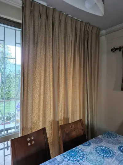 Cortinas beige largas para riel - miniatura 1