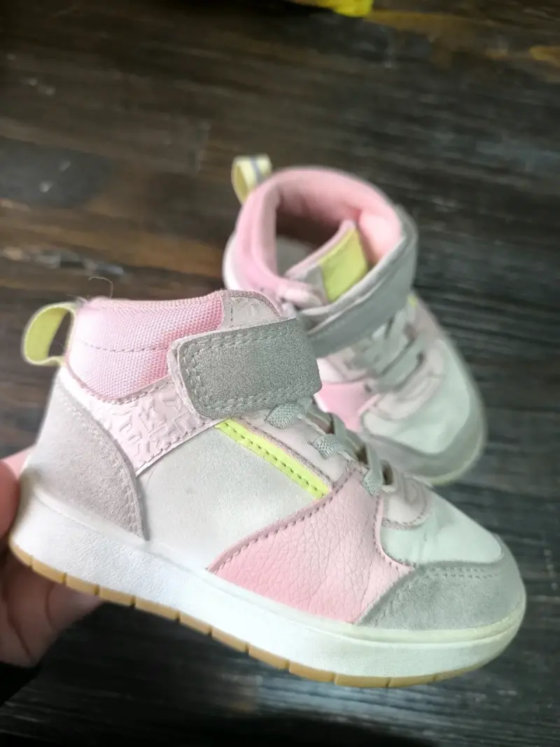 Zapatillas infantiles rosadas - 2