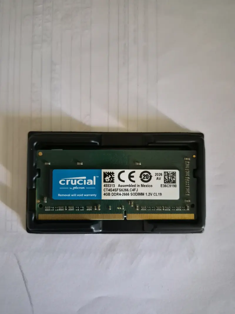 Memoria RAM Crucial 4GB DDR4 - 2
