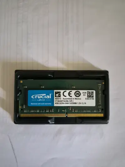 Memoria RAM Crucial 4GB DDR4 - miniatura 2