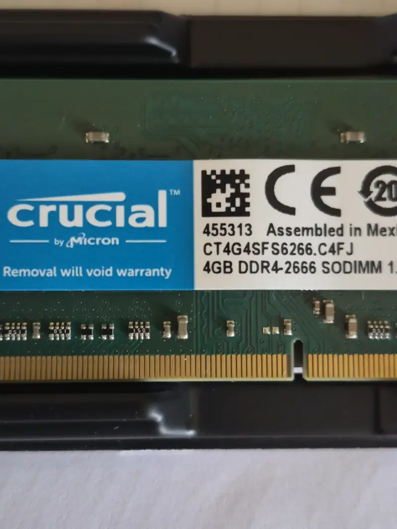 Memoria RAM Crucial 4GB DDR4 - 3