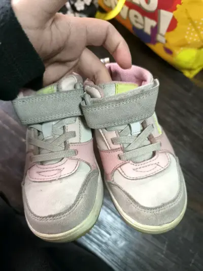 Zapatillas infantiles rosadas - miniatura 5