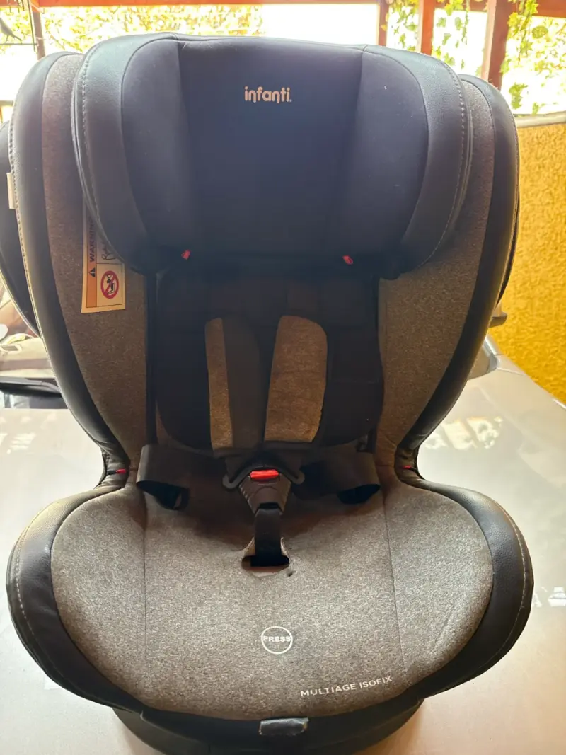 Silla de auto Infanti ISOFIX - 1