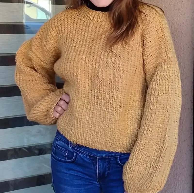 Sweater miel hecho a mano - 3