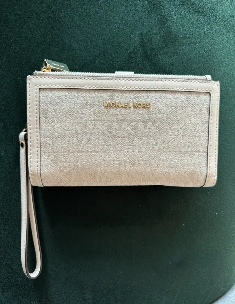 Billetera Michael Kors beige