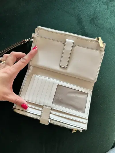 Billetera Michael Kors beige - miniatura 2