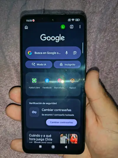 Smartphone con pantalla táctil - miniatura 2