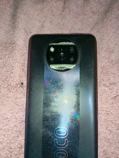 Smartphone con pantalla táctil - miniatura 3