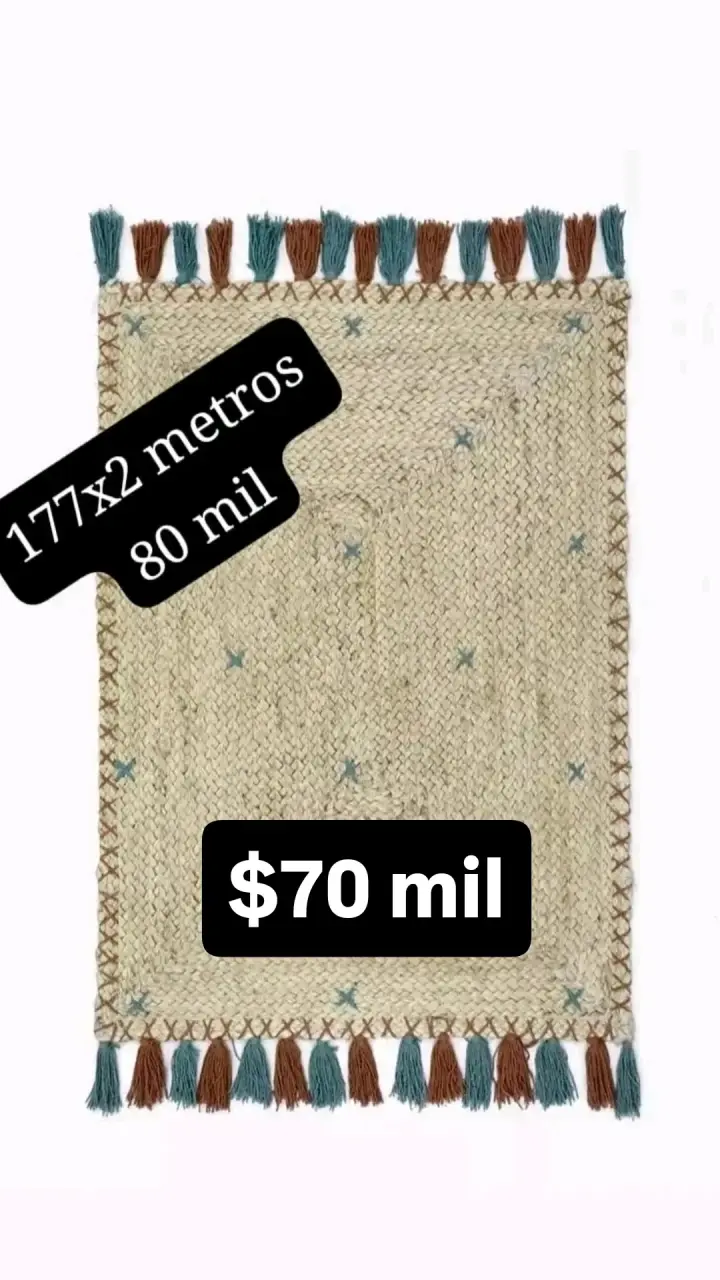 Platos negros y alfombras retail - 6