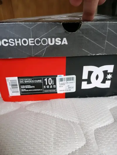 Zapatillas DC negras y blancas - miniatura 6