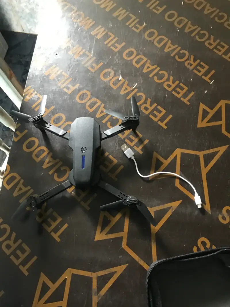Dron plegable con control - 3
