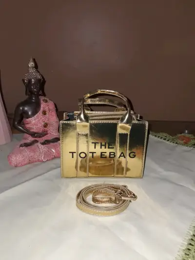 Cartera  y mochilas 🎒  nuevas. - miniatura 2