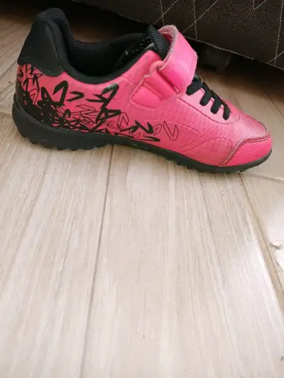 Zapatillas de fútbol niña talla 32 marca Colloky - miniatura 2