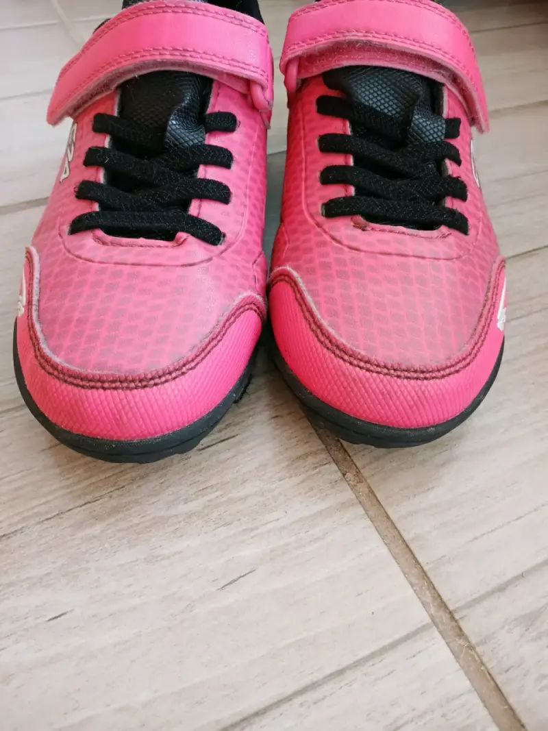 Zapatillas de fútbol niña talla 32 marca Colloky - 3