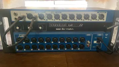 Consola mezcladora Soundcraft Ui24R - miniatura 1