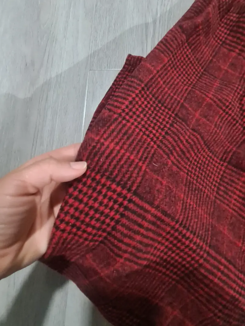 Pantalón de tela escocesa roja - 4