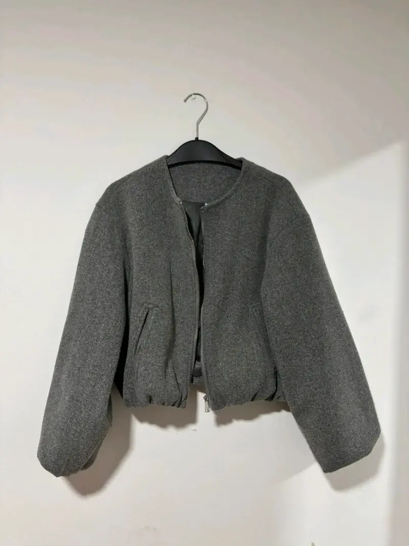 Chaqueta bomber gris