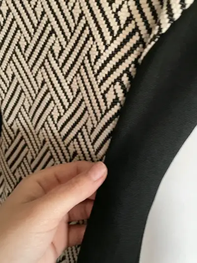 Vestido negro y blanco estampado H&M 38 - miniatura 4