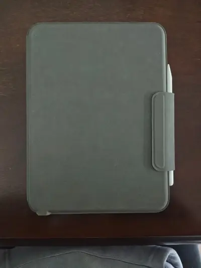 iPad plateado en caja - miniatura 4