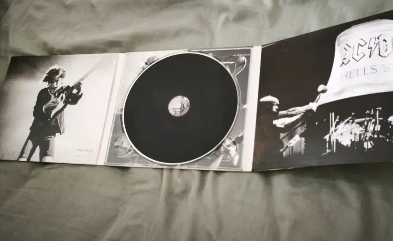Cd AC/DC Back in Black - 3