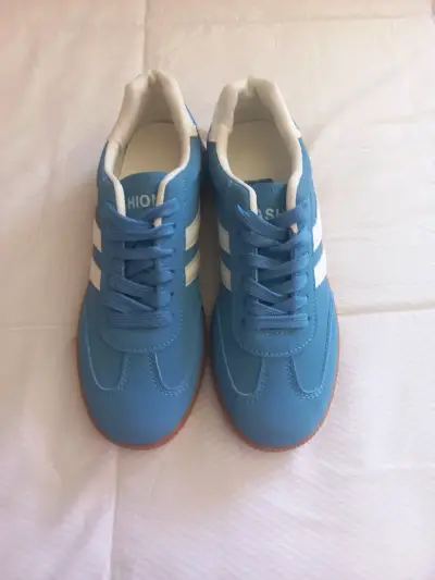 Zapatillas deportivas azul y blanco talla 39 - miniatura 1