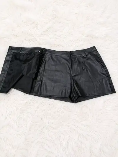 Shorts de cuero negro talla 38 - miniatura 2