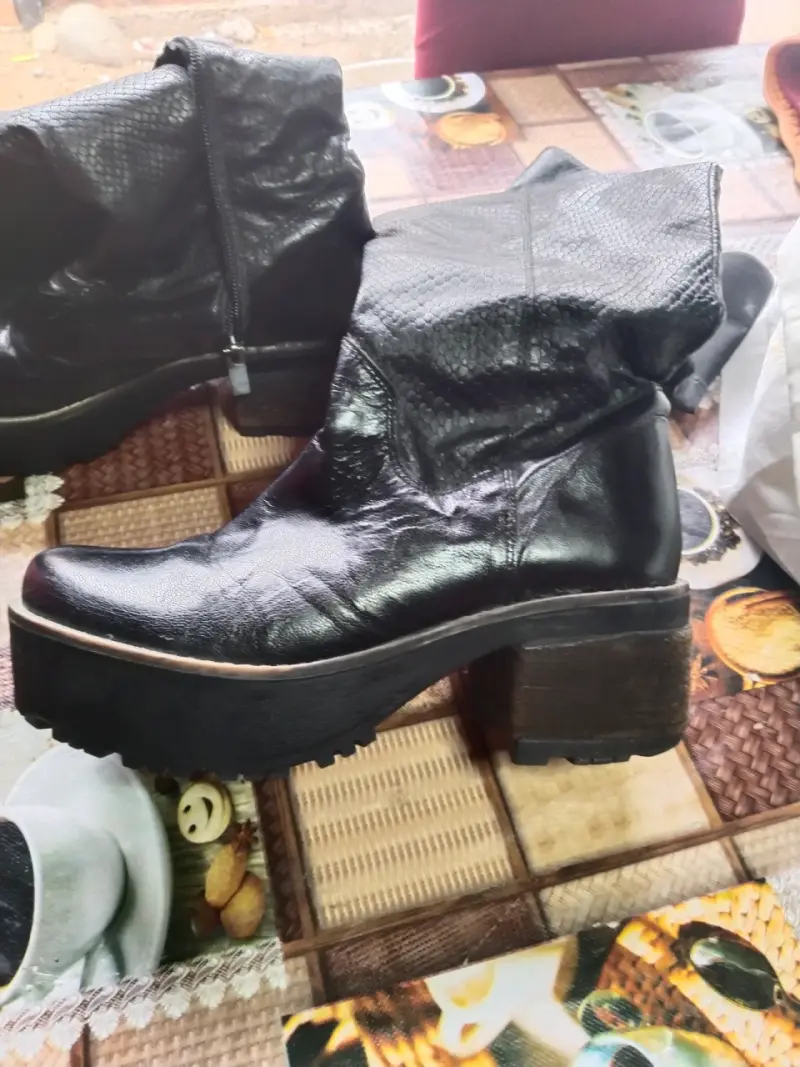 Botines negros con tacón - 2
