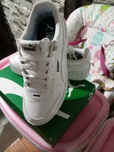 Zapatillas blancas Puma - miniatura 2